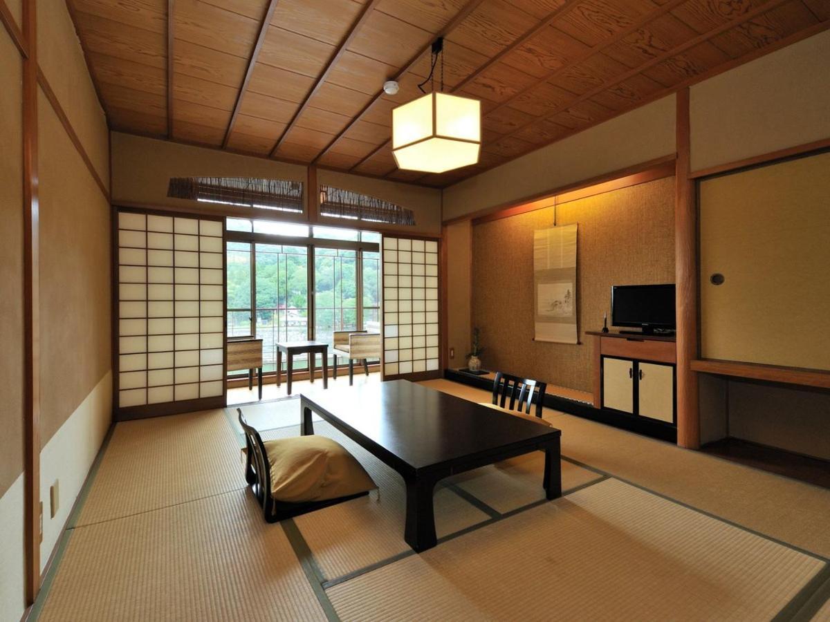 Hanayashiki Ukifune-En Uji Exterior foto
